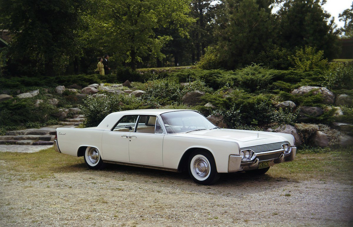 1961 Lincoln Continental Sedan